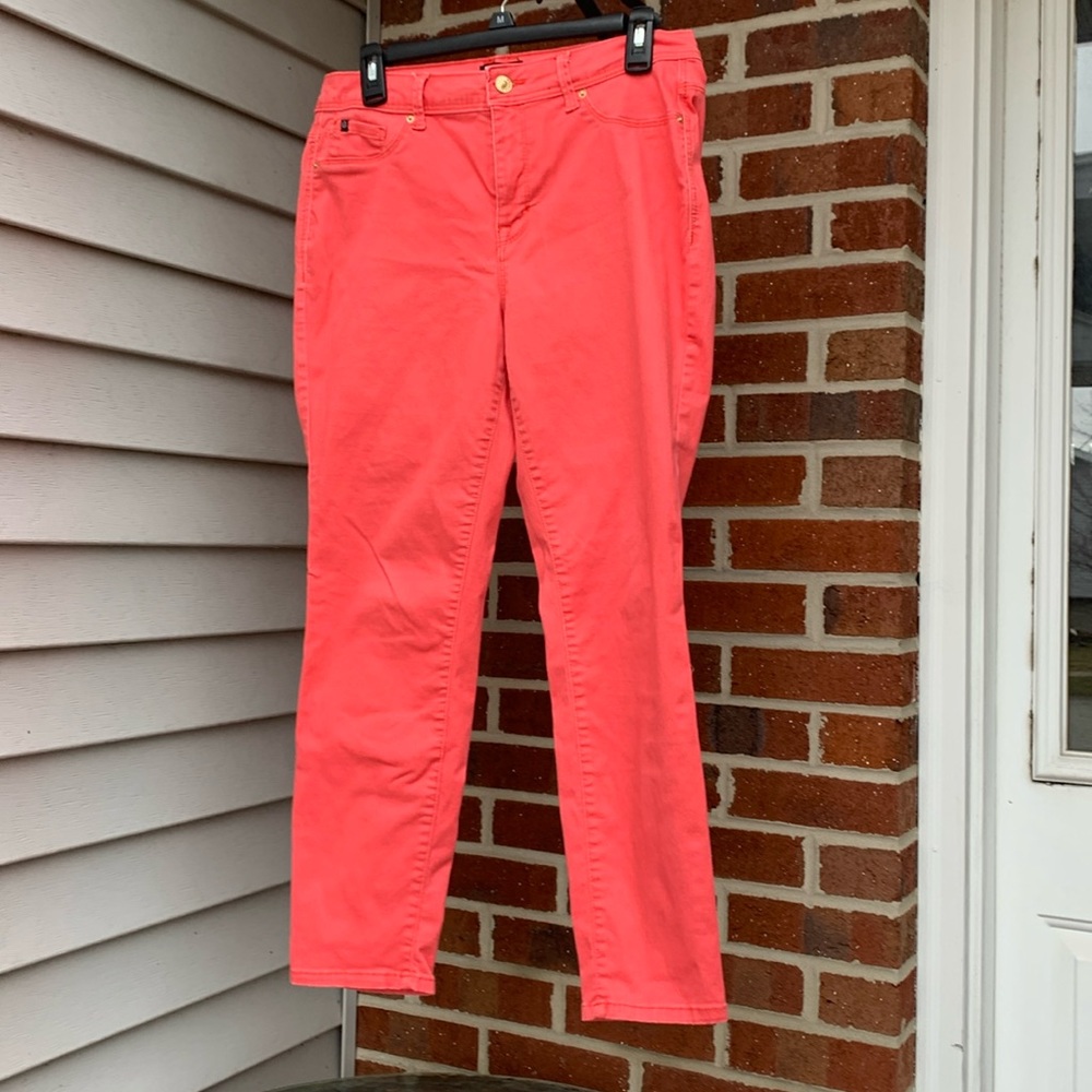Women’s salmon colored pants size 10